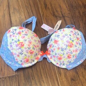 Victoria’s Secret Bra